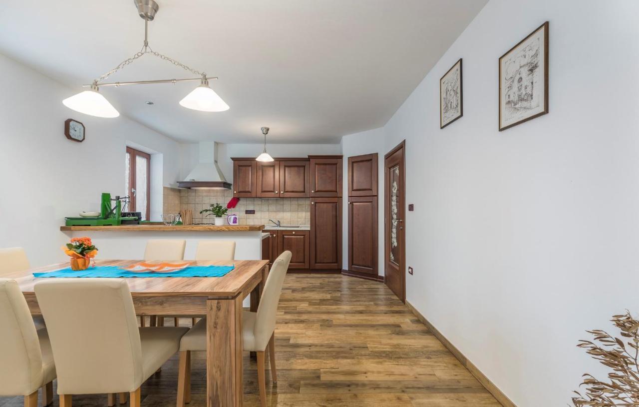 Villa Mirabella Umag Buitenkant foto