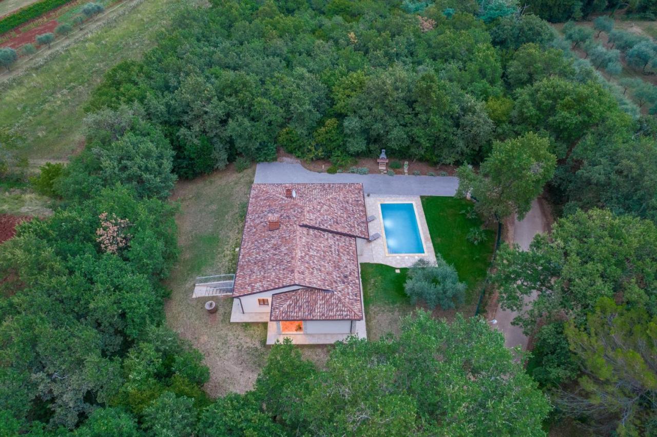 Villa Mirabella Umag Buitenkant foto