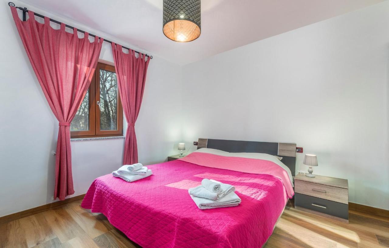 Villa Mirabella Umag Buitenkant foto