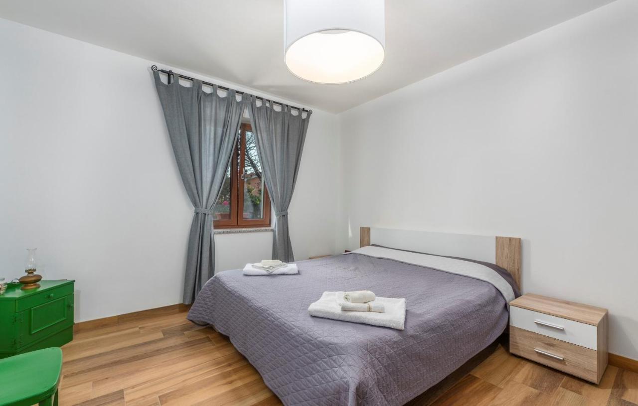 Villa Mirabella Umag Buitenkant foto
